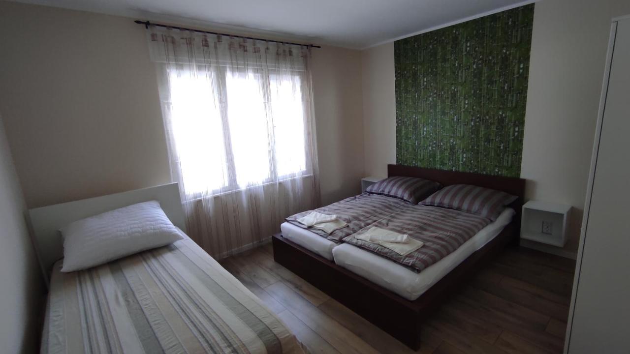 Bamboo Apartman Siófok Eksteriør billede