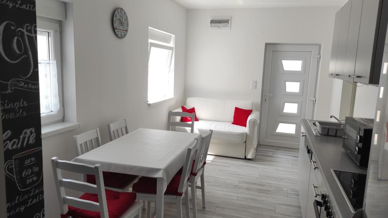 Bamboo Apartman Siófok Eksteriør billede