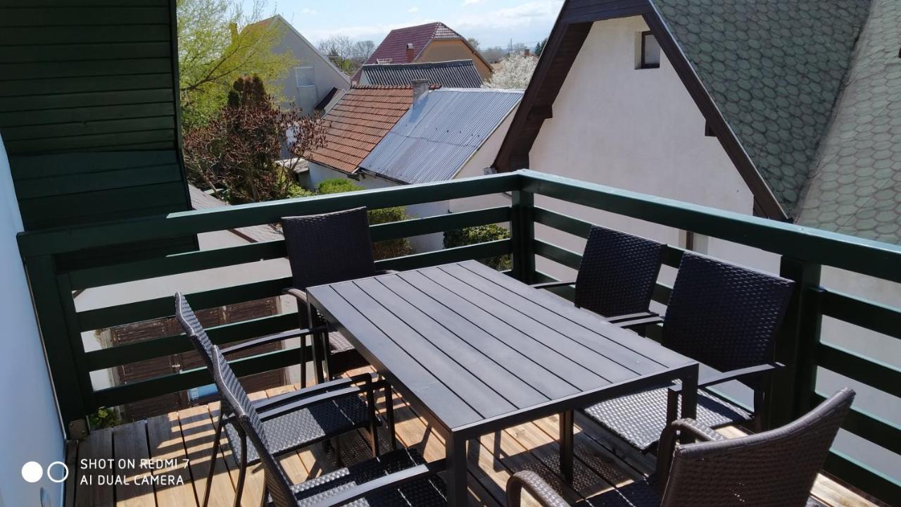 Bamboo Apartman Siófok Eksteriør billede