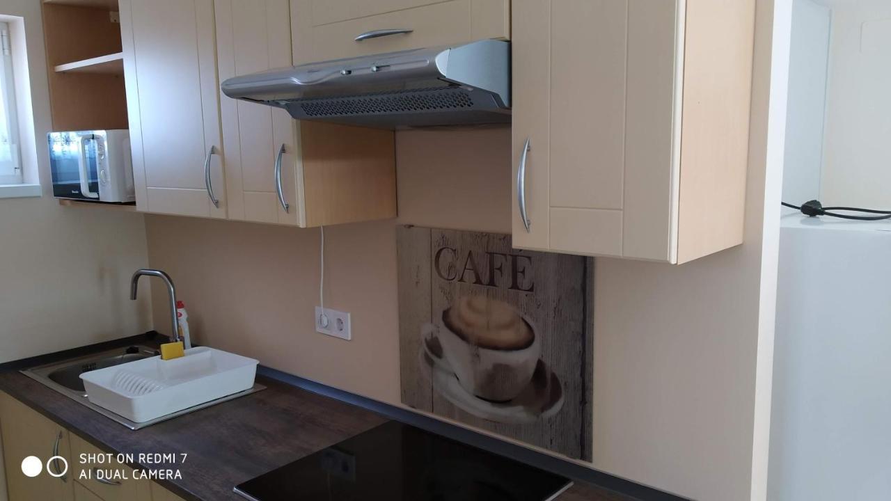 Bamboo Apartman Siófok Eksteriør billede