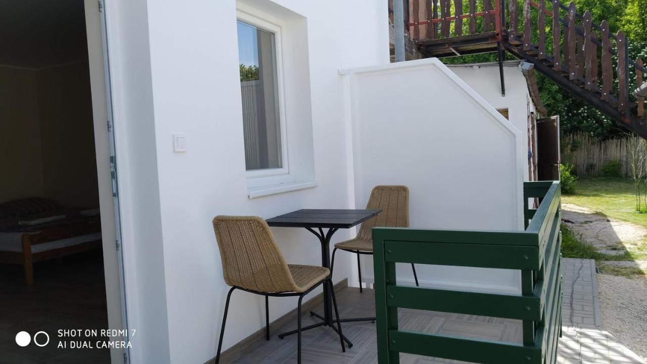 Bamboo Apartman Siófok Eksteriør billede