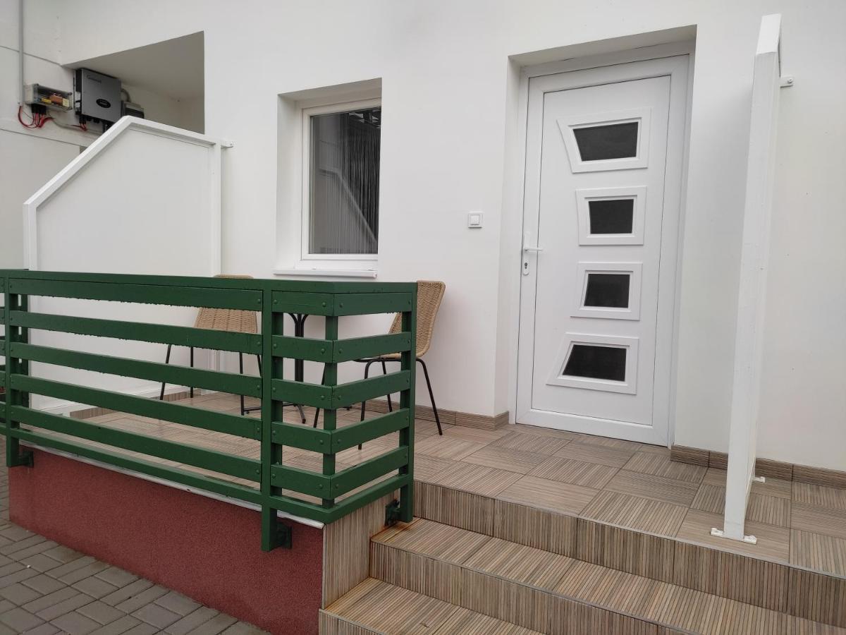 Bamboo Apartman Siófok Eksteriør billede